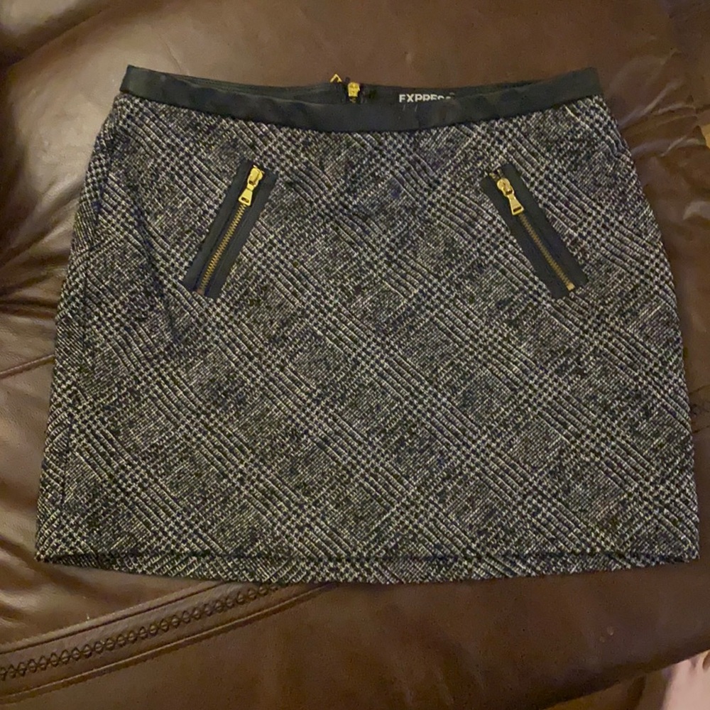 Express skirt